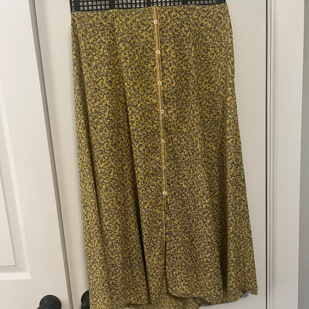 Flowered skirt